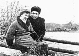 Людмила и Го Нин, зима 1955 г. в Ленинграде.