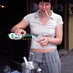 Пасху (11 апреля 2004 г.) русские «шанхайцы» праздновали вместе Пасху (11 апреля 2004 г.) русские «шанхайцы» праздновали вместе